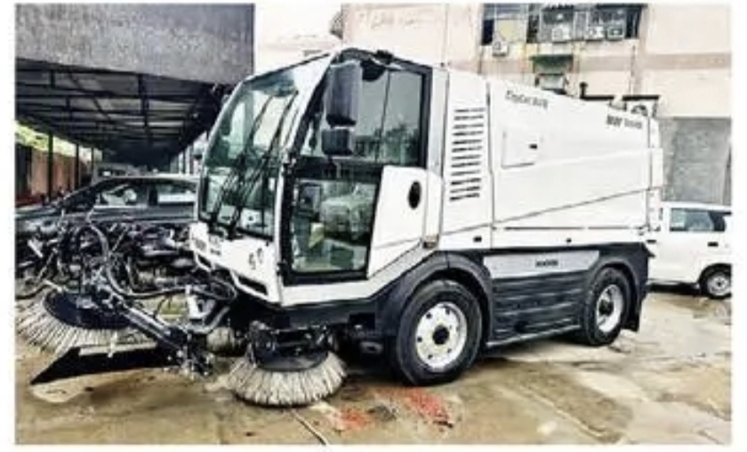 Now the possibility of more cleaning of major roads in the city has increased, the contract has been awarded to the private company